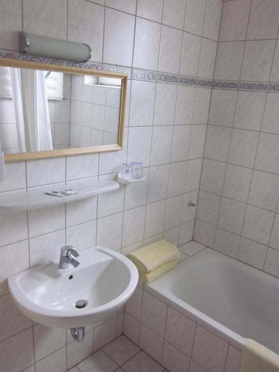 Hotel Waldesruh 2*