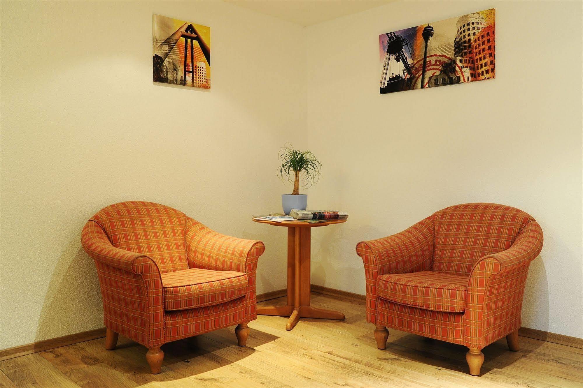 Waldesruh Hotel 2*